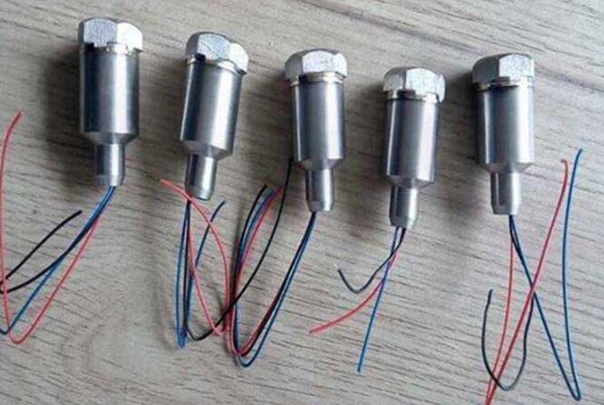 影响传感器光纤激光焊接机焊接效果的四大主要参数