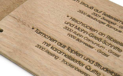 光纤激光打标机可以在木头上打标刻字吗？